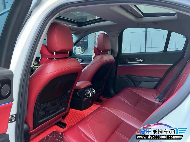 19年阿尔法·罗密欧Giulietta轿车抵押车出售