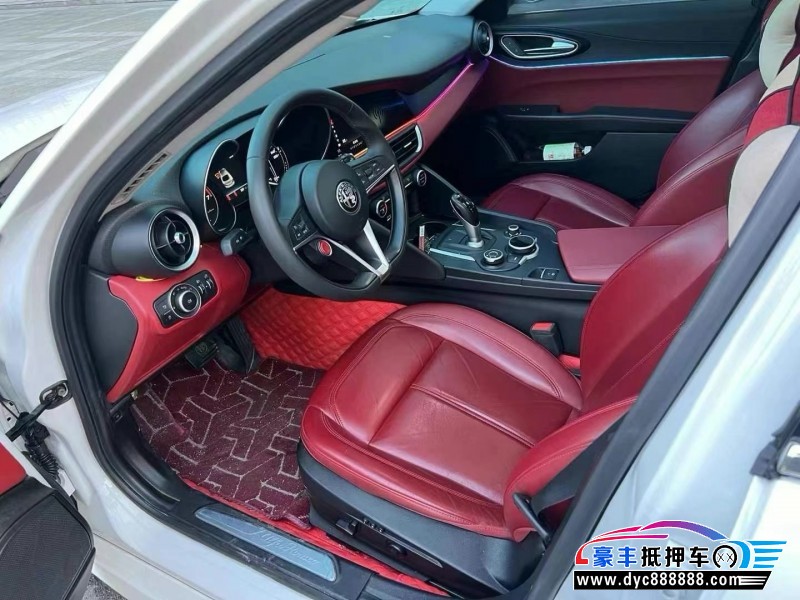 19年阿尔法·罗密欧Giulietta轿车抵押车出售