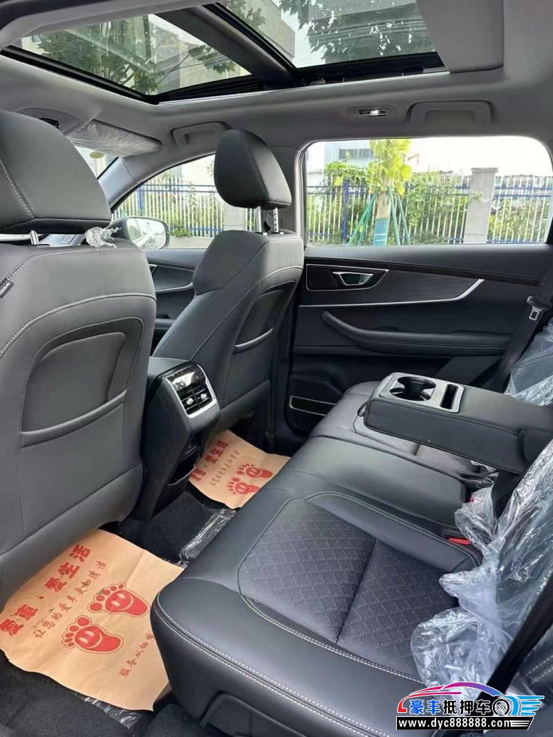 24年奇瑞瑞虎8轿车抵押车出售