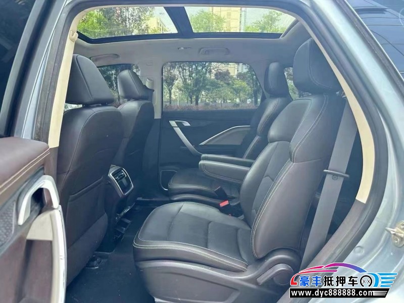 20年吉利嘉际轿车抵押车出售