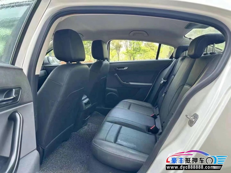 19年观致观致3轿车抵押车出售