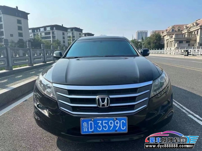 13年本田歌诗图轿车抵押车出售