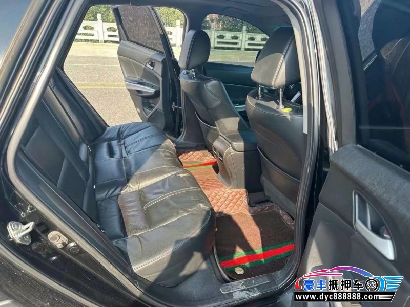 13年本田歌诗图轿车抵押车出售