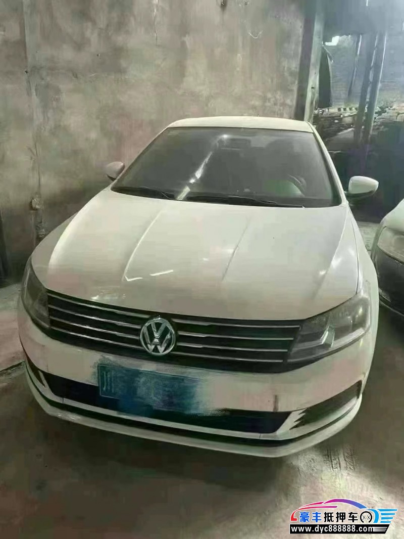 17年大众朗行轿车抵押车出售
