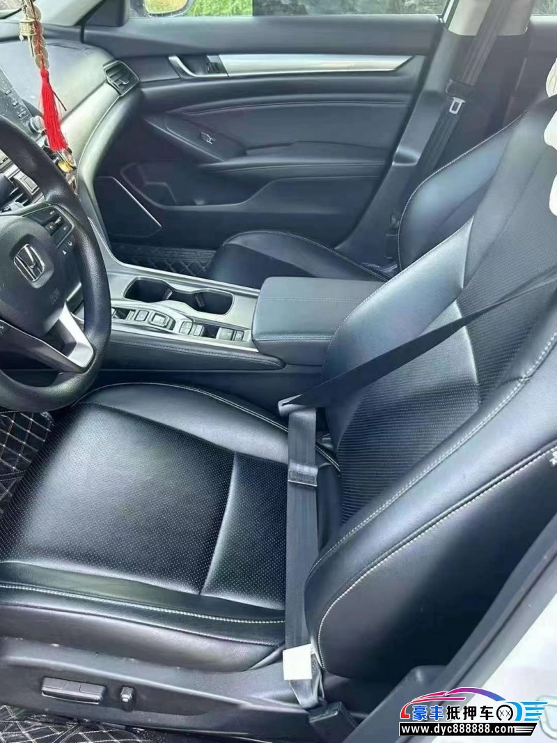 23年本田雅阁轿车抵押车出售