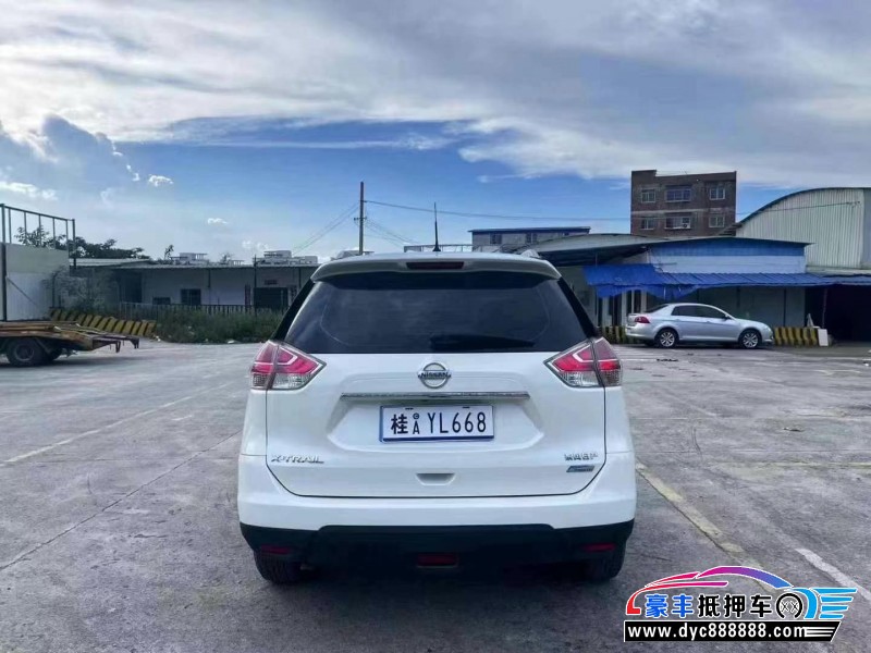 15年日产奇骏轿车抵押车出售