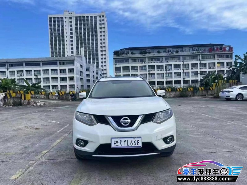 15年日产奇骏轿车抵押车出售