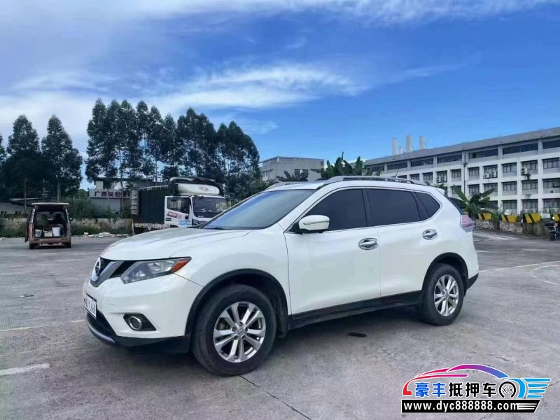 15年日产奇骏轿车抵押车出售