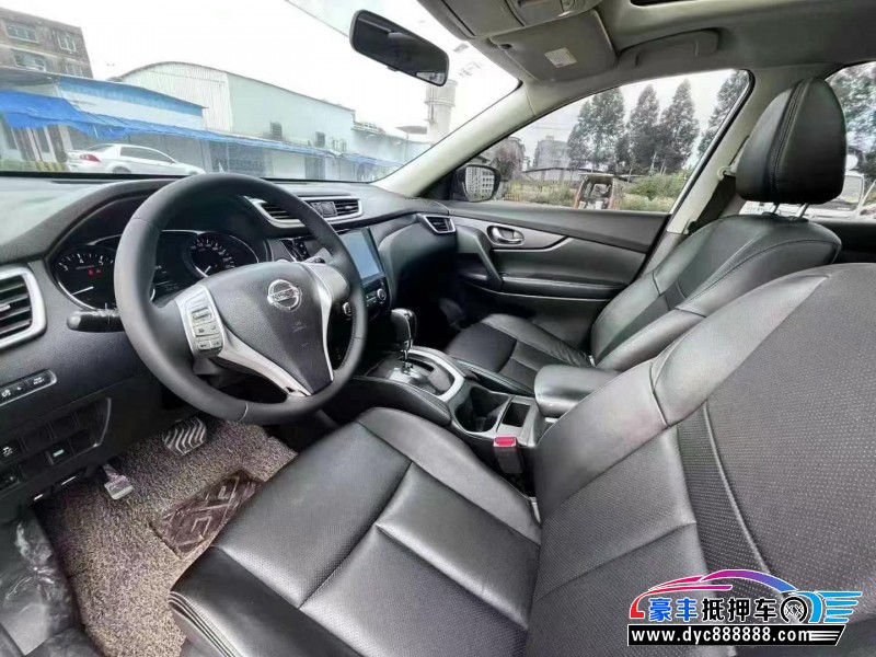 15年日产奇骏轿车抵押车出售