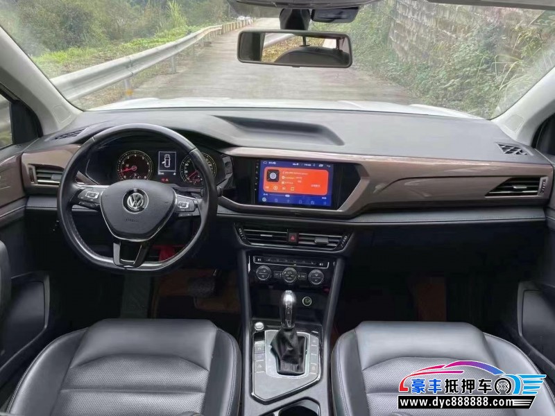 20年大众途岳轿车抵押车出售