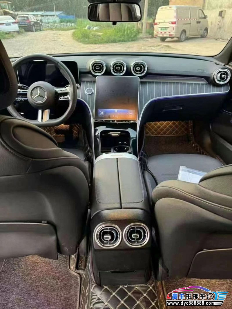 24年奔驰C轿车抵押车出售