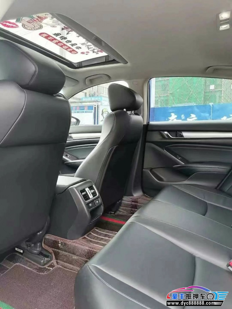 22年本田雅阁轿车抵押车出售