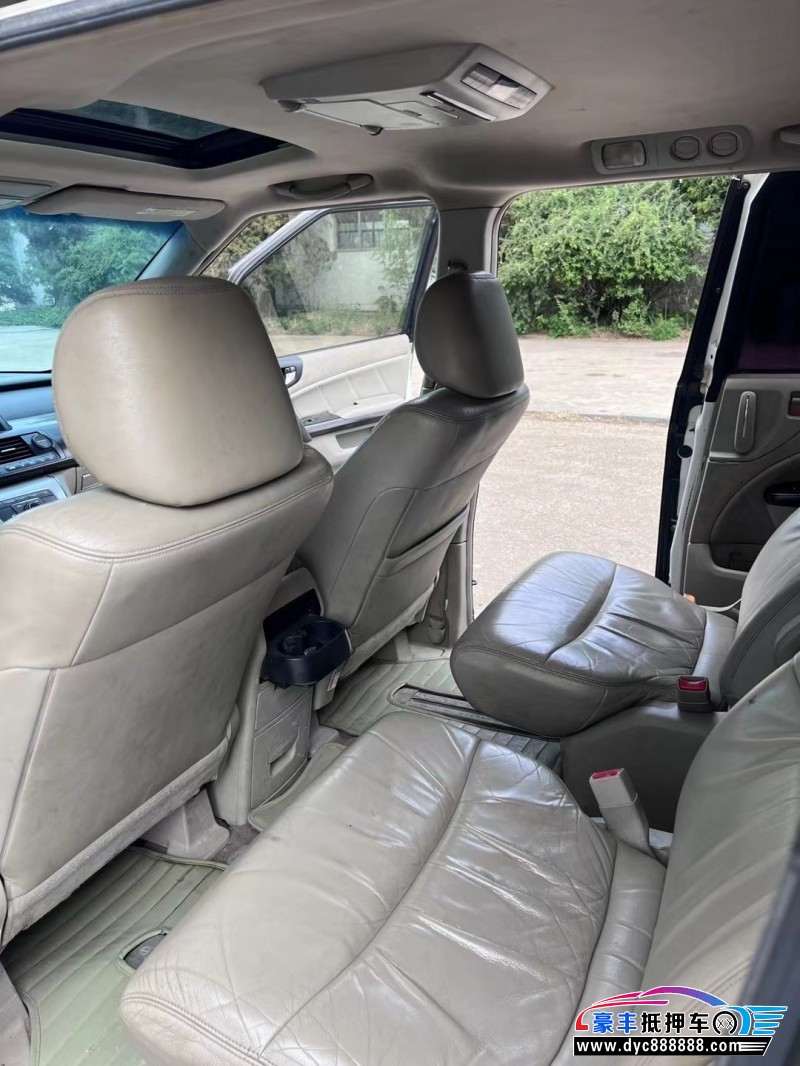 14年本田艾力绅轿车抵押车出售