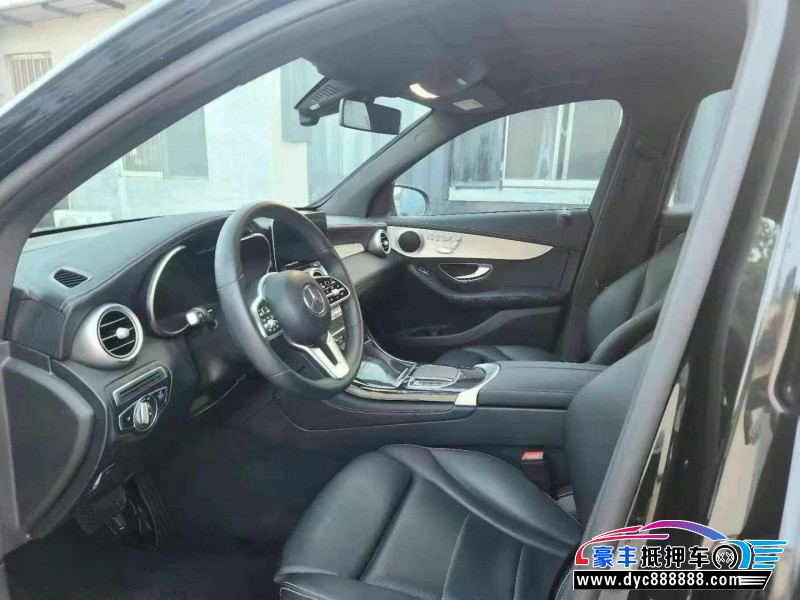 22年奔驰GLC轿车抵押车出售