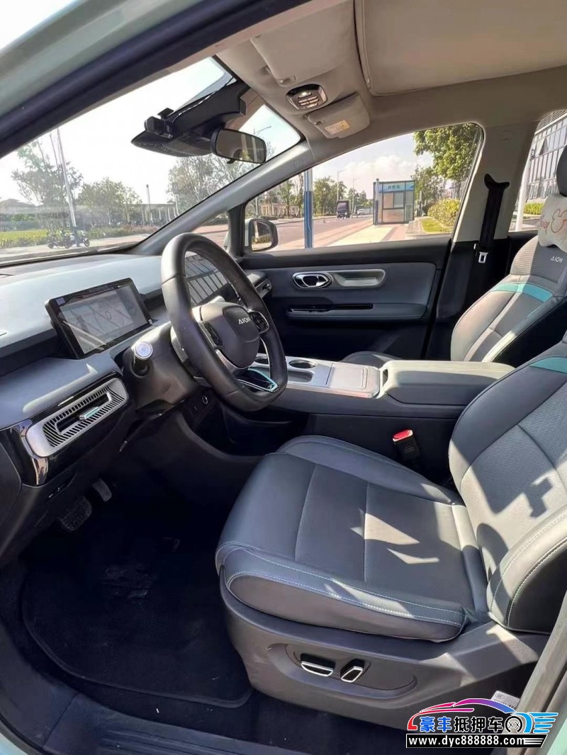 23年埃安Y70轿车抵押车出售