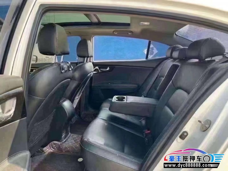 15年起亚K4轿车抵押车出售