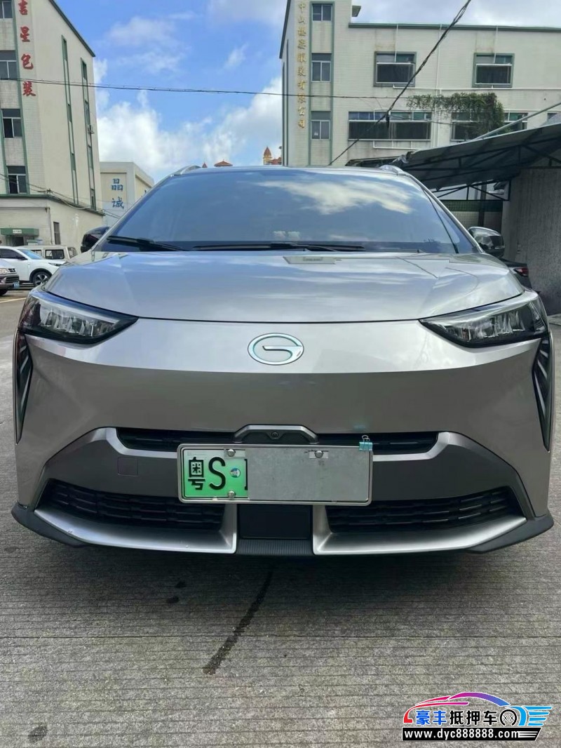 22年埃安Y70轿车抵押车出售