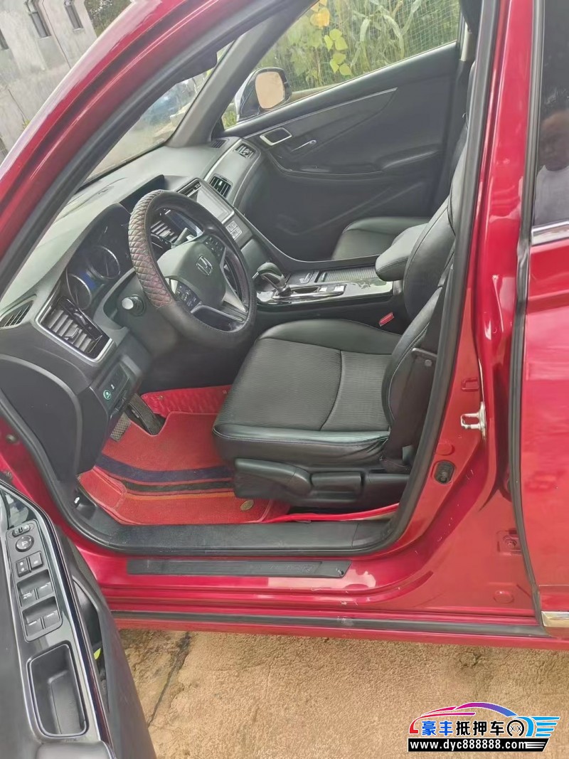 17年本田思铂睿轿车抵押车出售