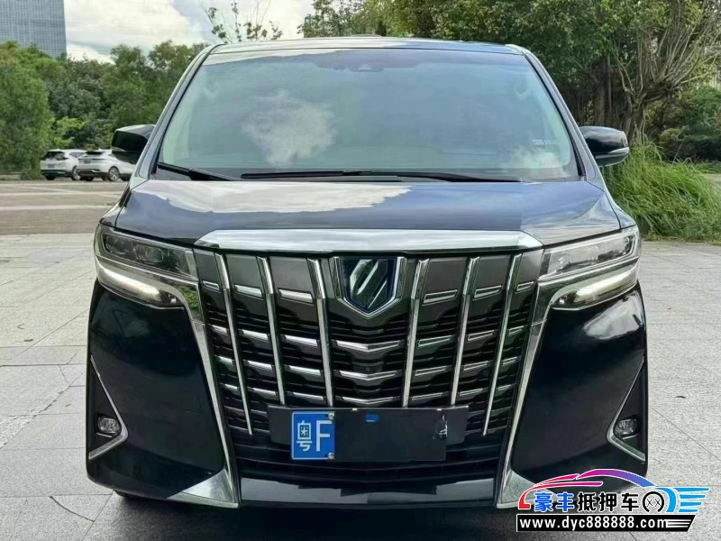 20年丰田埃尔法轿车抵押车出售