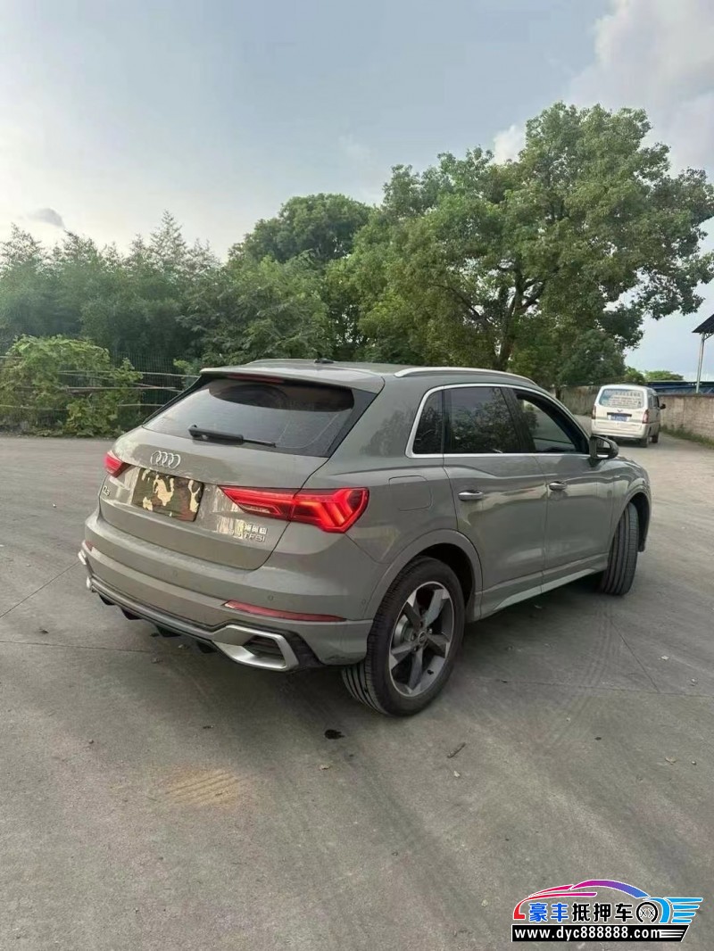 24年奥迪Q3轿车抵押车出售