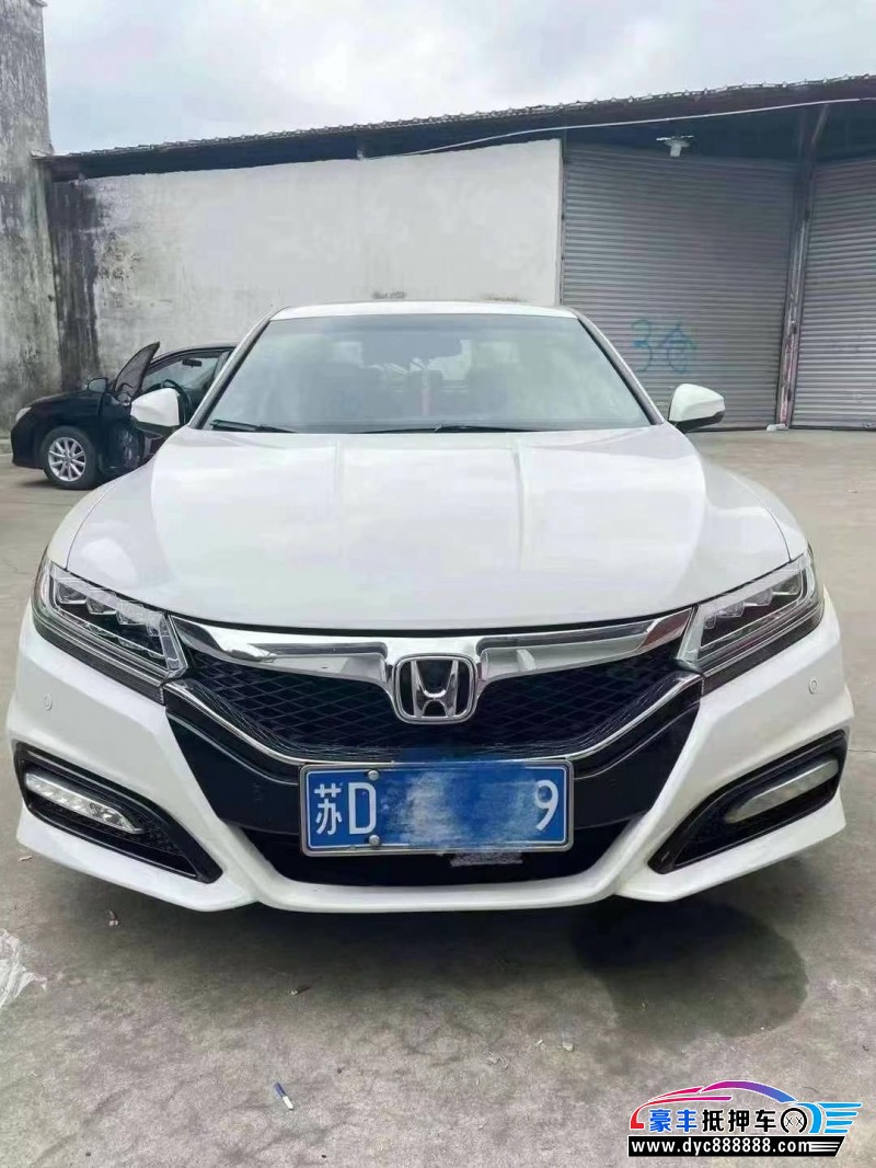 17年本田思铂睿轿车抵押车出售