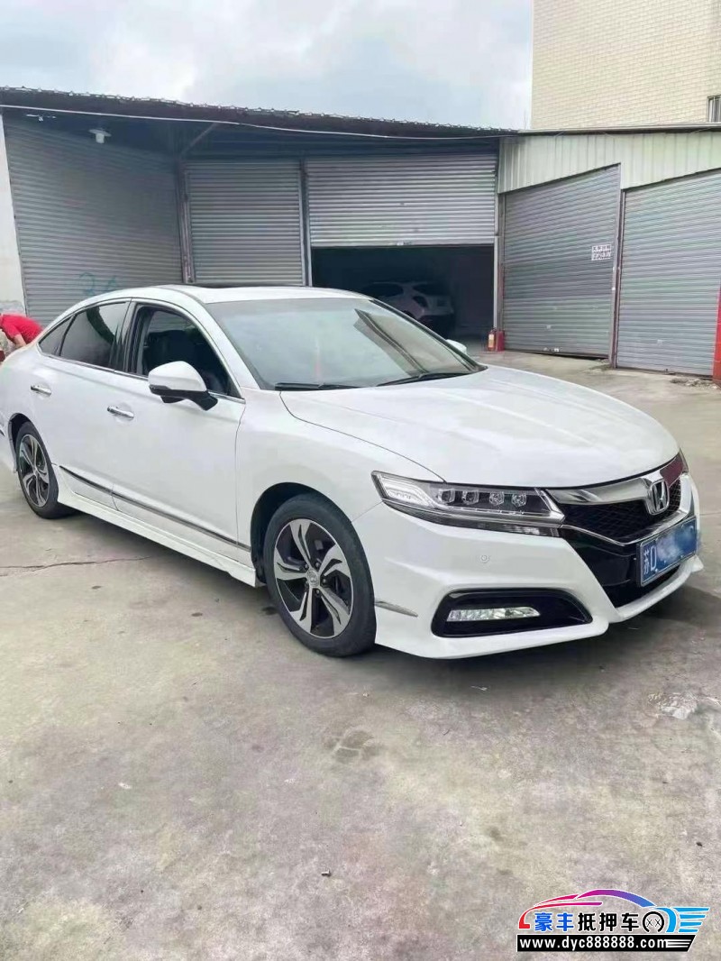 17年本田思铂睿轿车抵押车出售