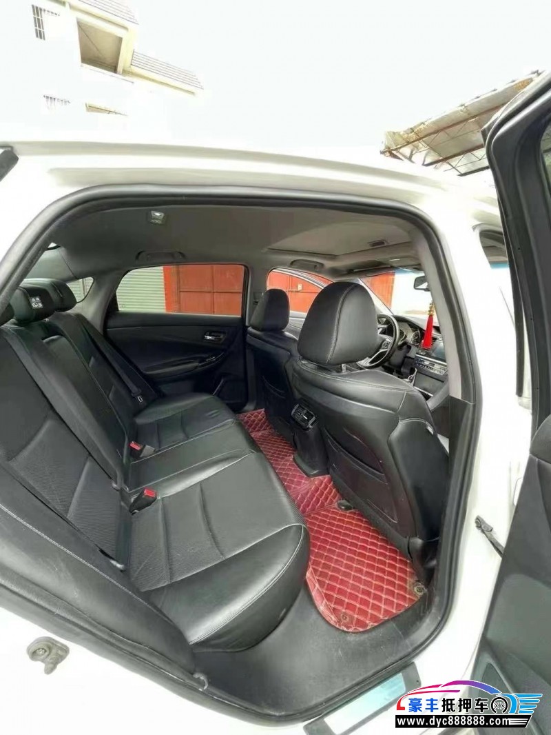 17年本田思铂睿轿车抵押车出售