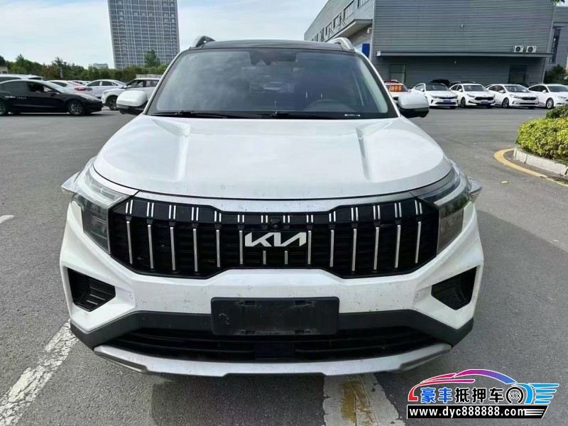 22年起亚智跑轿车抵押车出售