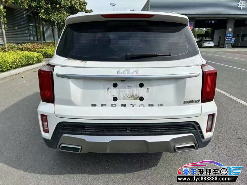 22年起亚智跑轿车抵押车出售