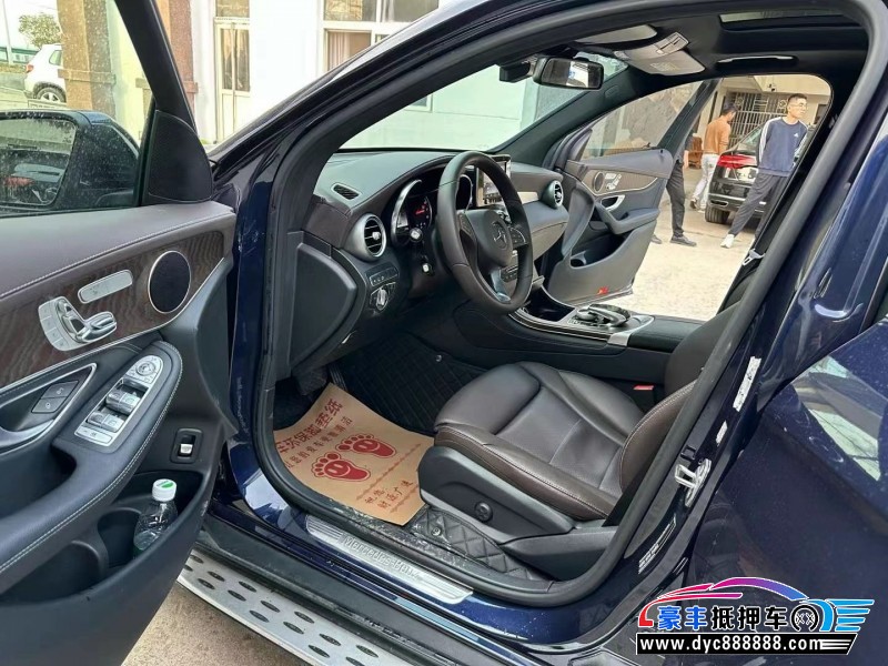 18年奔驰GLCSUV抵押车出售