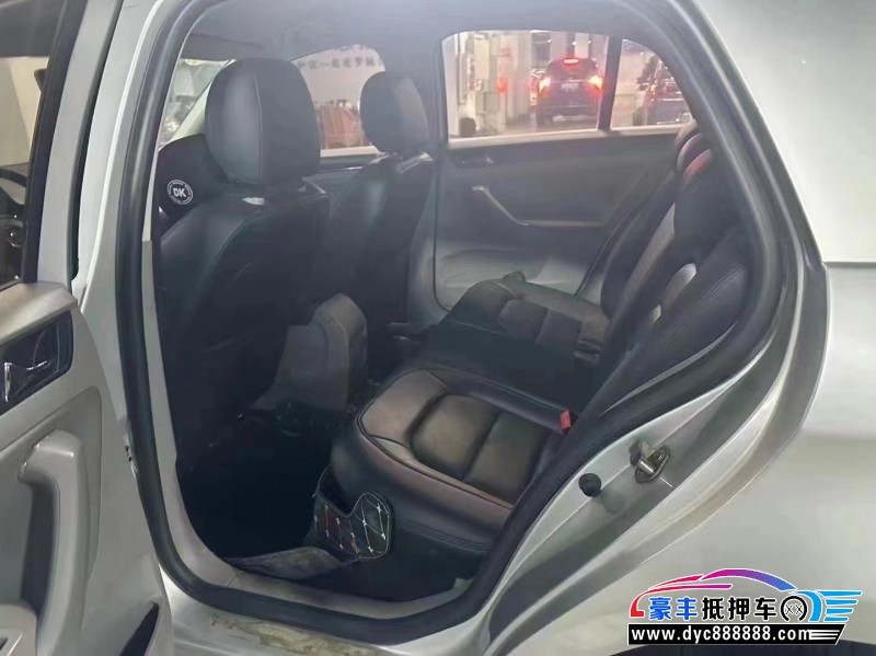 14年大众宝来轿车抵押车出售