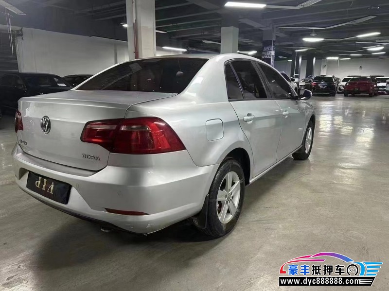 14年大众宝来轿车抵押车出售