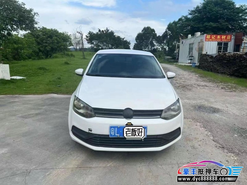 16年大众polo轿车抵押车出售