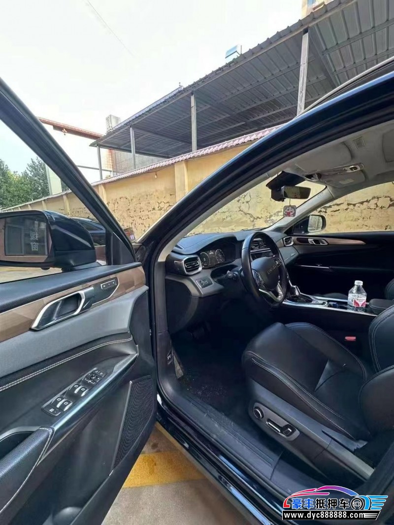 20年领克01轿车抵押车出售