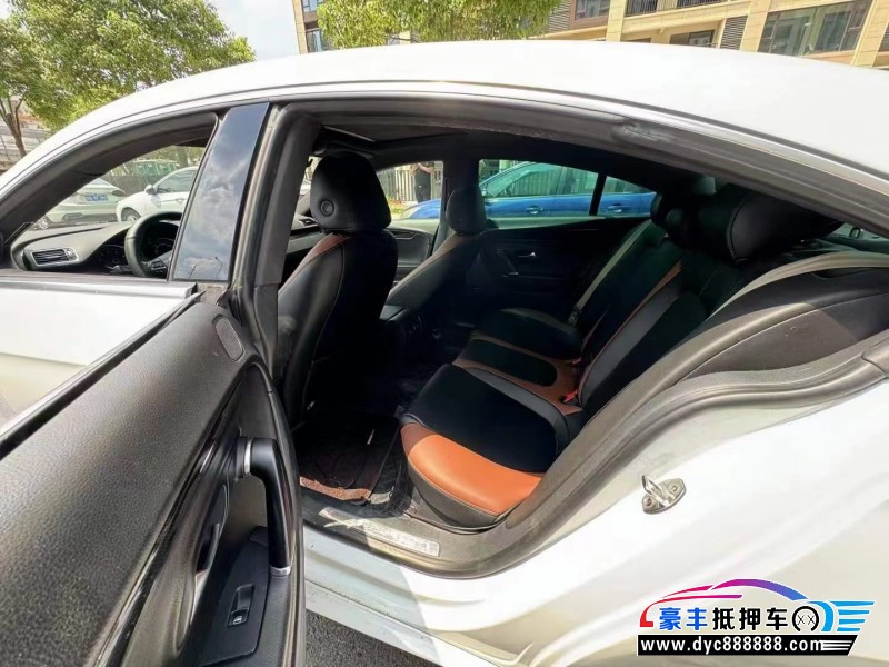 16年大众CC轿车抵押车出售