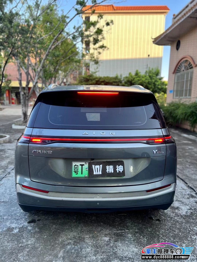 23年埃安Y70轿车抵押车出售