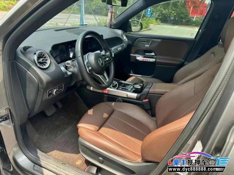 21年奔驰GLB轿车抵押车出售