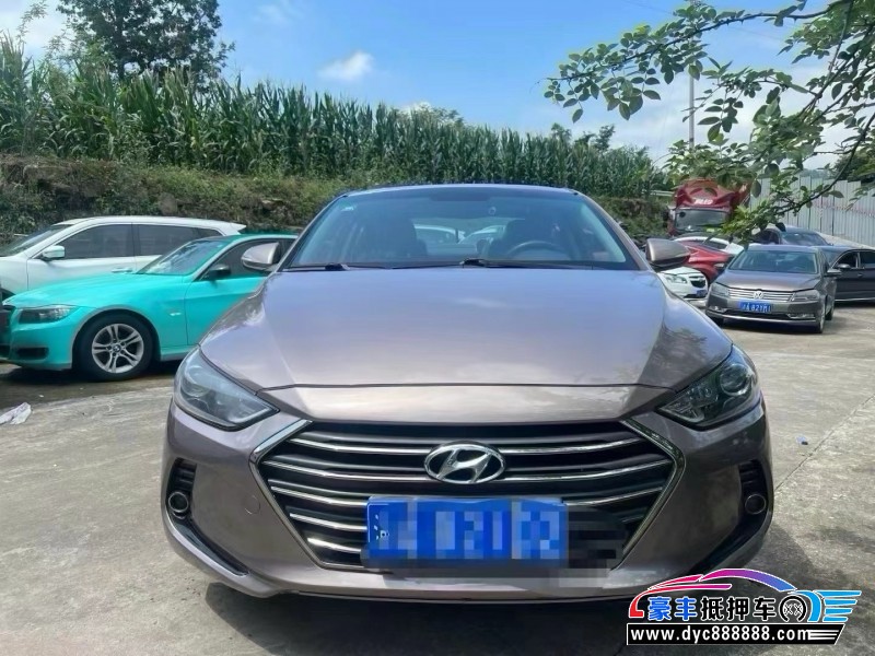 17年现代领动轿车抵押车出售