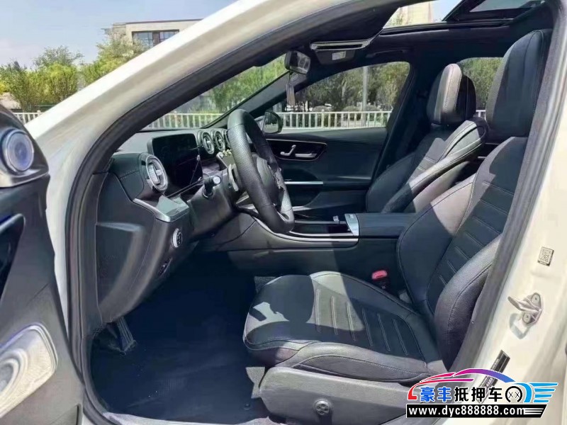 22年奔驰C轿车抵押车出售