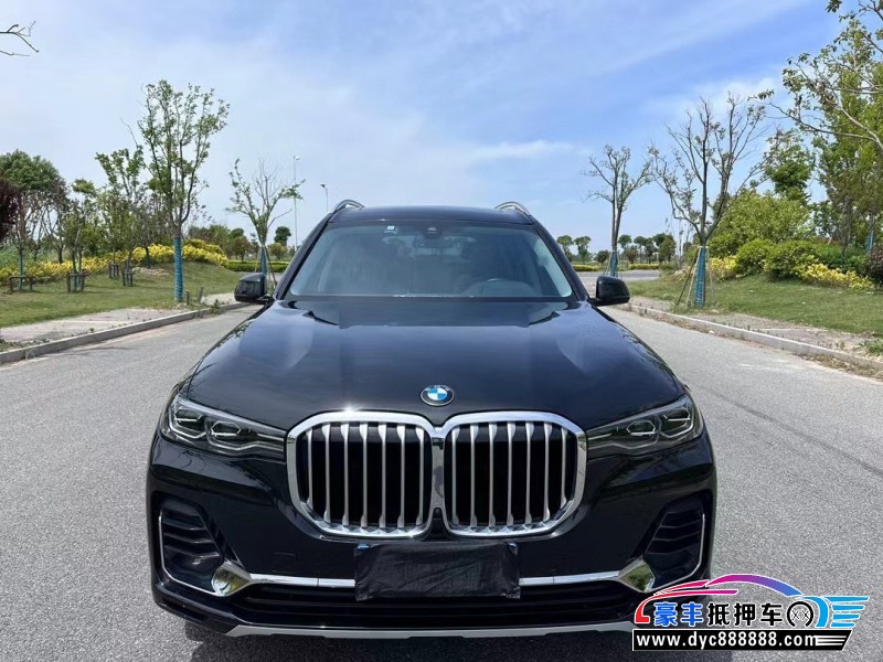 22年宝马X7轿车抵押车出售