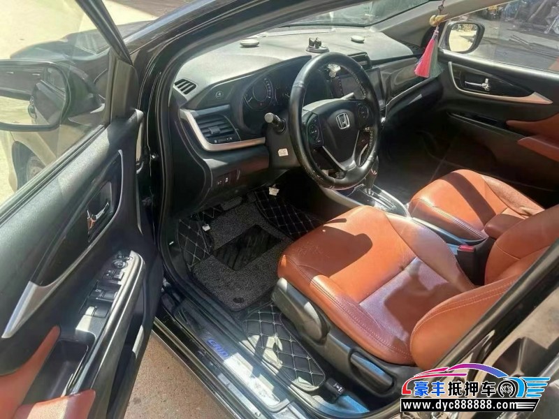 15年本田凌派轿车抵押车出售