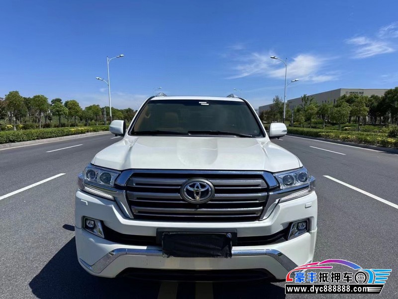 18年丰田兰德酷路泽（陆巡）轿车抵押车出售