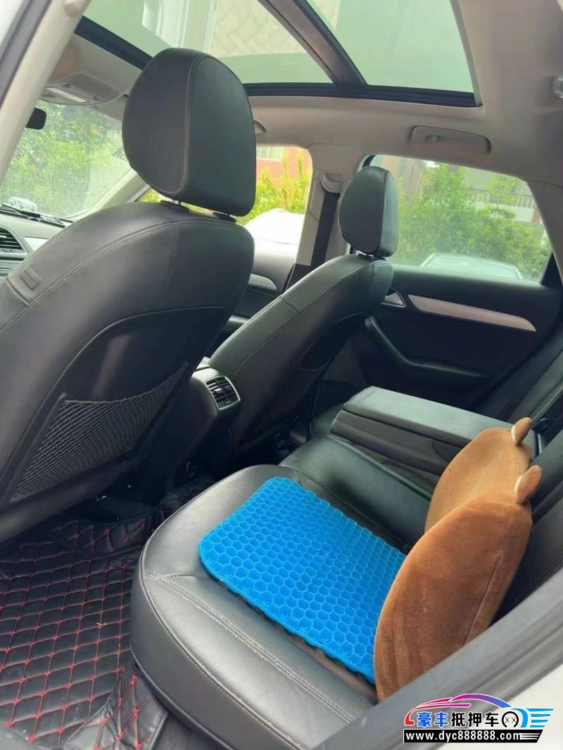 18年奥迪Q3轿车抵押车出售