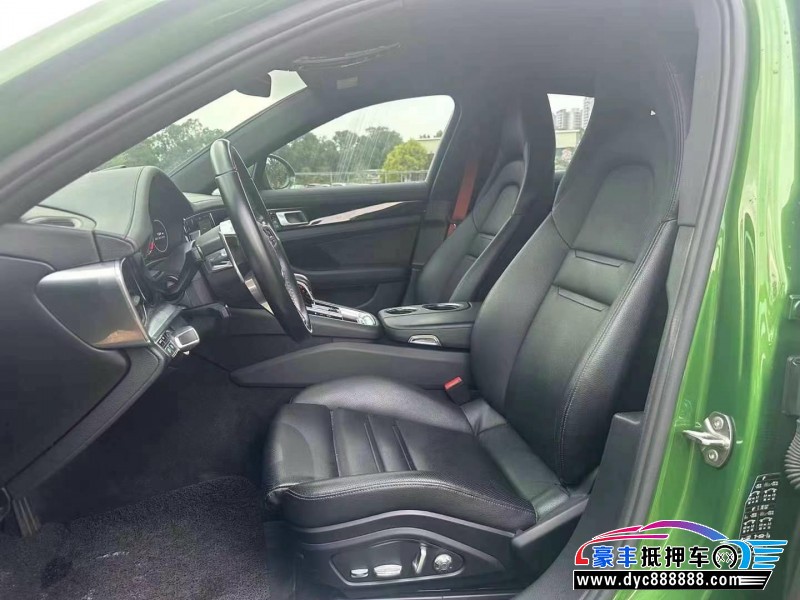 19年保时捷帕纳梅拉轿车抵押车出售