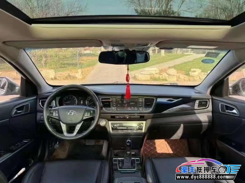 17年现代名图轿车抵押车出售