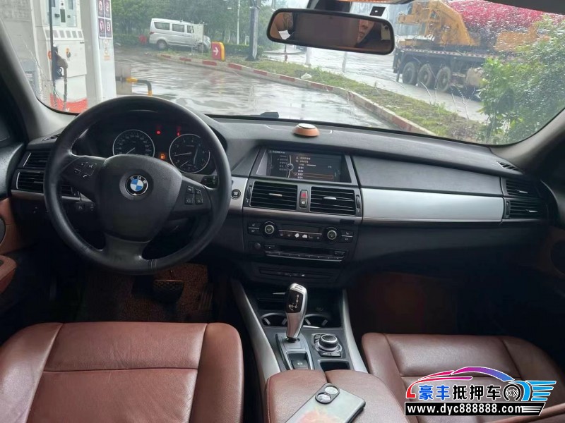 13年宝马X5轿车抵押车出售