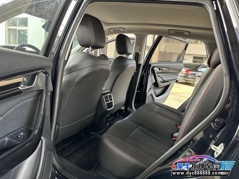 22年东风风神AX7轿车抵押车出售