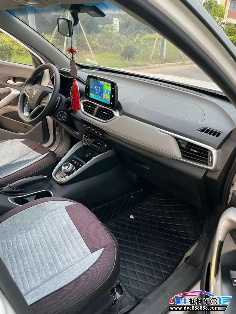 18年宝骏510轿车抵押车出售