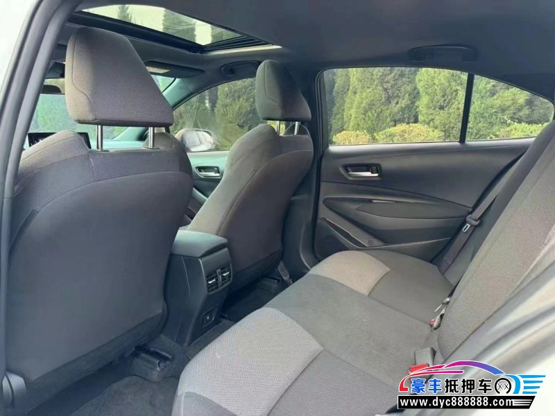 23年丰田雷凌轿车抵押车出售