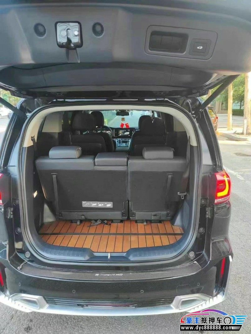 21年传祺M8轿车抵押车出售